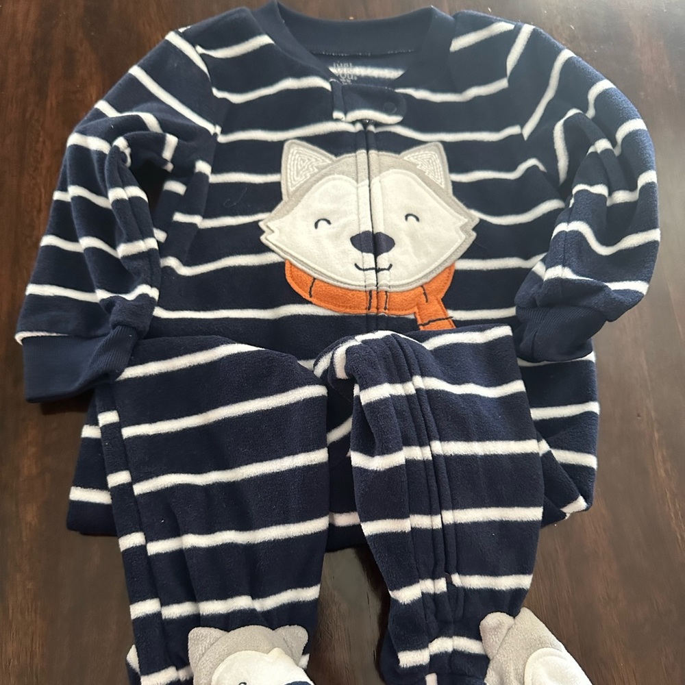 Carters baby boy navy wolf 9M fleece pajama onesie